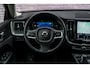 Volvo XC60 2.0 T6 Plug-in hybrid AWD Inscription | Trekhaak | Panoramadak | Stoel- en stuurverwarming | 360 graden Camera | Dode hoek detectie BLIS | Adaptieve cruise control | Lederen bekleding |