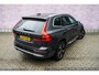 Volvo XC60 2.0 T6 Plug-in hybrid AWD Inscription | Trekhaak | Panoramadak | Stoel- en stuurverwarming | 360 graden Camera | Dode hoek detectie BLIS | Adaptieve cruise control | Lederen bekleding |