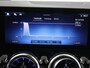 Mercedes-Benz GLA 180 Business Solution AMG | Panoramaschuifdak | Premium Plus | Trekhaak | Nightpakket | Achteruitrijcamera | Stoelverwarming voor |