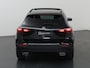 Mercedes-Benz GLA 180 Business Solution AMG | Panoramaschuifdak | Premium Plus | Trekhaak | Nightpakket | Achteruitrijcamera | Stoelverwarming voor |