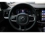 Volvo V60 T6 Plug-in hybrid AWD Plus Dark | Trekhaak | Rondom zichtcamera | Verwarmbare voorstoelen+achterbank+stuurwiel | Premium audio by Harman Kardon | Verwarmbare voorruit | 18 inch Lichtmetalen velgen