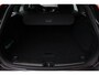 Volvo V60 T6 Plug-in hybrid AWD Plus Dark | Trekhaak | Rondom zichtcamera | Verwarmbare voorstoelen+achterbank+stuurwiel | Premium audio by Harman Kardon | Verwarmbare voorruit | 18 inch Lichtmetalen velgen