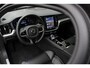 Volvo V60 T6 Plug-in hybrid AWD Plus Dark | Trekhaak | Rondom zichtcamera | Verwarmbare voorstoelen+achterbank+stuurwiel | Premium audio by Harman Kardon | Verwarmbare voorruit | 18 inch Lichtmetalen velgen