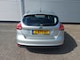 Ford Focus 1.0 Titanium Edition, airco,stoelverwarming,voorruit verwarmd,
