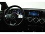 Mercedes-Benz A-klasse 180 Business Solution AMG (SFEERVERLICHTING, ACHTERUITRIJCAMERA, STOELVERWARMING, NAVIGATIE, SENSOREN)