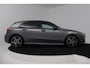 Mercedes-Benz A-klasse 180 Business Solution AMG (SFEERVERLICHTING, ACHTERUITRIJCAMERA, STOELVERWARMING, NAVIGATIE, SENSOREN)