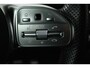 Mercedes-Benz A-klasse 180 Business Solution AMG (SFEERVERLICHTING, ACHTERUITRIJCAMERA, STOELVERWARMING, NAVIGATIE, SENSOREN)