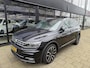 Volkswagen Tiguan 1.5 TSI ACT Highline Business R | Panodak | Trekhaak | Massage stoel | 1e eigenaar | NL Auto