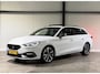 SEAT Leon Seat Sportstourer 1.5 eTSI FR Pano Memory Trekhaak VOL! 1.5 eTSI FR