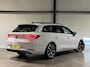 SEAT Leon Seat Sportstourer 1.5 eTSI FR Pano Memory Trekhaak VOL! 1.5 eTSI FR