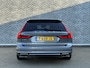 Volvo V90 2.0 T8 AWD R-Design | Plug-In Hybride (PHEV) | Achteruitrijcamera | Harman Kardon Audio | Trekhaak | Navigatie | Apple Carplay | Android Auto | BLIS | Alarm