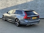 Volvo V90 2.0 T8 AWD R-Design | Plug-In Hybride (PHEV) | Achteruitrijcamera | Harman Kardon Audio | Trekhaak | Navigatie | Apple Carplay | Android Auto | BLIS | Alarm