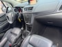 Opel Mokka 1.4 T Innovation met leer en parkeersensoren en navigatie en bluetooth telefoon en airco en cruise controle