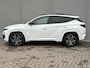 Hyundai Tucson 1.6 T-GDI PHEV N Line Sky 4WD Automaat / Fabrieksgarantie tot 12-2027 / Dealer onderhouden / Afneembare Trekhaak (1350KG) / Panorama-/schuifdak / KRELL audio / Apple Carplay/Android auto / Navigatie / Achteruitrijcamera / Stuur-/Stoelverwarming /