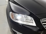 Volvo V70 2.0 T4 Inscription Edition | Leder | Trekhaak | Panorama dak |