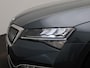 Skoda Superb 1.4 TSI iV PHEV Business Edition | Automaat | Navigatie | Apple CarPlay / Android Auto | Automatische Airco | Cruise Control | LED Koplampen | Parkeersensoren + Camera | Elektrisch verstelbare stoelen met geheugen | Verwarmde Stoelen | Keyless Entry & Start | Draadloze Telefoonlader | Lichtmetalen Velgen | Lane Assist |