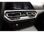BMW 3-Serie TOURING 318d Business [ Navi Trekhaak Carplay / Android LED ]