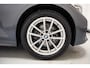 BMW 3-Serie TOURING 318d Business [ Navi Trekhaak Carplay / Android LED ]