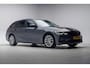 BMW 3-Serie TOURING 318d Business [ Navi Trekhaak Carplay / Android LED ]