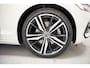 Volvo V60 2.0 B3 Essential Facelift Aut. [ Navi Camera Carplay ]