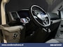 Volkswagen Crafter 2.0 TDI 141pk L4H3 L3H2 Euro6 Airco | 3000kg Trekhaak | Camera | Apple Carplay | Cruisecontrol Android Auto, Chauffeursstoel, Parkeersensoren, Bijrijdersbank
