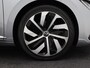 Volkswagen Arteon Shooting Brake 2.0 TSi R-Line Business+ 190 Pk Automaat | Virtual Cockpit | Stoelverwarming voor & Achter | Camera | 19 Inch | 65.347 Km!