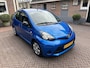 Toyota Aygo 1.0 VVT-i Now 5-drs. Airco, 1e Eigenaar! 73 dkm! NL-auto