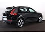 Volvo XC40 B4 Plus Dark - IntelliSafe Assist & Surround - Harman/Kardon audio - Parkeercamera achter - Verwarmde voorstoelen & stuur - Parkeersensoren voor & achter - Draadloze tel. lader - Elektr. inklapbare trekhaak - 19' LMV