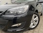 Opel Astra 1.4 Turbo Cosmo 140PK / Clima / Cruise / Stuur en stoelverw. / Camera / PDC / LMV