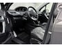 Peugeot 2008 1.2 PureTech Allure | Leder | Trekhaak | Panoramadak | Apple Carplay