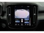 Volvo XC40 B4 Inscription | Trekhaak | Parkeercamera | Bumperdelen Gespoten in Onyx Black | Verwarmbare Voorstoelen & Stuurwiel | Apple Carplay/ Android Auto | Navigatie | Harman Kardon | All-Season banden