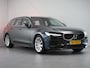 Volvo V90 2.0 T4 Momentum | Apple Carplay/Android Auto | Cruise control adaptief | Parkeersensor voor en achter | Keyless start | Verwarmbare zitplaatsen voor/achter | Verwarmbaar stuurwiel |