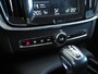 Volvo V90 2.0 T4 Momentum | Apple Carplay/Android Auto | Cruise control adaptief | Parkeersensor voor en achter | Keyless start | Verwarmbare zitplaatsen voor/achter | Verwarmbaar stuurwiel |