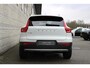 Volvo XC40 1.5 T2 Momentum | Verwarmbare voorruit | Parkeerassistent voor+achter | Climate control | Keyless | 18 inch Lichtmetalen velgen |