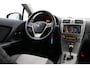 Toyota Avensis Wagon 1.8 VVTi Business | Trekhaak | Navigatie | Cruise Control | Clima | Parkeersensoren voor/achter | Camera | 17 inch | Bluetooth