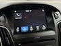 Ford Focus Wagon 1.0 Titanium Camera, Half leder, Navi, Keyless start, Stoelverwarming, Cruise control, A start stop, Lichtmetalen velgen