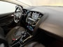 Ford Focus Wagon 1.0 Titanium Camera, Half leder, Navi, Keyless start, Stoelverwarming, Cruise control, A start stop, Lichtmetalen velgen
