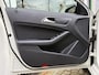 Mercedes-Benz A-klasse 180 |Sportstoelen|17" Lm Velg.|Bluetooth|