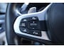 BMW 5-Serie M550i xDrive High Executive Vol | HUD | Schuifdak | B&W | Soft Close | Massage | Driv ass plus | Standkachel | 360 | DAB | Stoelventilatie | Elektr. trekhaak | Ambient Air | Stuurwielverwarming | Etc.