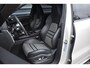 Porsche Cayenne Coupé 3.0 E-Hybrid 462pk Lightweight Sport Package | Carbon Dak | ACC | 22'' GT Design | Matrix PDLS+ | Luchtvering | 360 Camera |