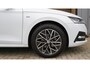 Skoda Octavia Combi 1.5 e-TSI 150pk Clever Business Pano.Dak Keyless Sfeerverlichting 17inch LM Stoel/Stuurverwarming Virtual Cockpit