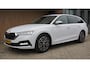 Skoda Octavia Combi 1.5 e-TSI 150pk Clever Business Pano.Dak Keyless Sfeerverlichting 17inch LM Stoel/Stuurverwarming Virtual Cockpit