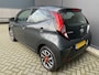 Toyota Aygo 1.0 VVT-i x-fun Airco - Cruise control - Licht metalen velgen 15 inch - Bluetooth - Elektrische ramen voor - Radio - Start/stop systeem - Stuur multifunctioneel - Led verlichting