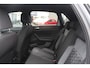Volkswagen Polo 1.0 TSI R-Line Automaat/Navigatie/Virtual cockpit/Adaptive cruise control/Achteruitrijcamera/Parkeersensoren rondom/Apple carplay/Stoelverwarming/LED grill/IQ.light/Climate control/Draadloze telefoonlader/DAB/17''Lichtmetalen velgen.