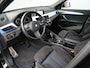 BMW X2 sDrive20i High Executive 192 Pk Automaat M-pakket / Navigatie / PDC / Trekhaak afneembaar / Stoelverwarming