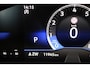 Volkswagen T-Cross 1.5 TSI R-Line Automaat/Navigatie/Virtual cockpit/Adaptive cruise control/Achteruitrijcamera/Parkeersensoren rondom/Apple carplay/Stoelverwarming/Climate control/IQ light/DAB/Draadloze telefoonlader.