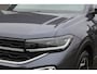 Volkswagen T-Cross 1.5 TSI R-Line Automaat/Navigatie/Virtual cockpit/Adaptive cruise control/Achteruitrijcamera/Parkeersensoren rondom/Apple carplay/Stoelverwarming/Climate control/IQ light/DAB/Draadloze telefoonlader.