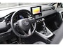 Toyota RAV4 2.5 Hybrid Bi-Tone JBL AUDIO, Automaat, Elektr. Achterklep, Stoelverw., Dodehoek detectie, Keyless Entry/Start, Navigatie, Achteruitrijcamera, Cruise/Climate Control