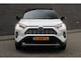 Toyota RAV4 2.5 Hybrid Bi-Tone JBL AUDIO, Automaat, Elektr. Achterklep, Stoelverw., Dodehoek detectie, Keyless Entry/Start, Navigatie, Achteruitrijcamera, Cruise/Climate Control