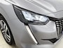 Peugeot 208 Allure 100pk Automaat | Navigatie | Achteruitrijcamera | Climate Control | Cruise Control | Parkeersensoren | Apple Carplay / Android Auto | Armsteun | Led koplampen | Elektrisch inklapbare spiegels | Automatisch dimlicht | Regensensor | Bluetooth | Donker getint glas | 16" lichtmetalen velgen |